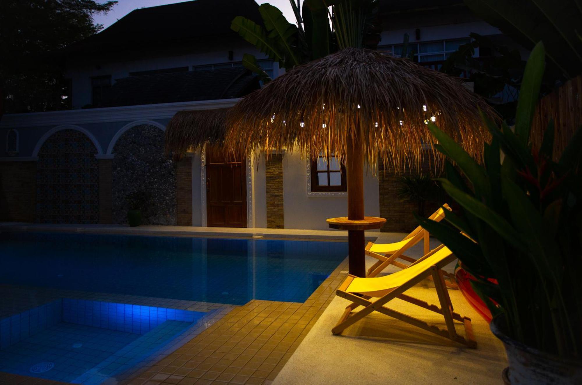 Nagawari Art Maldives Pattaya Villa Na Chom Thian Exterior foto